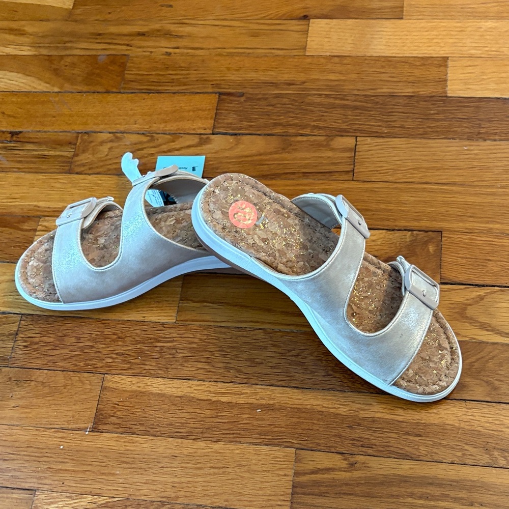 JBU Kona Metallic Slide Sandals - sz 10 NWT - Picture 2 of 5